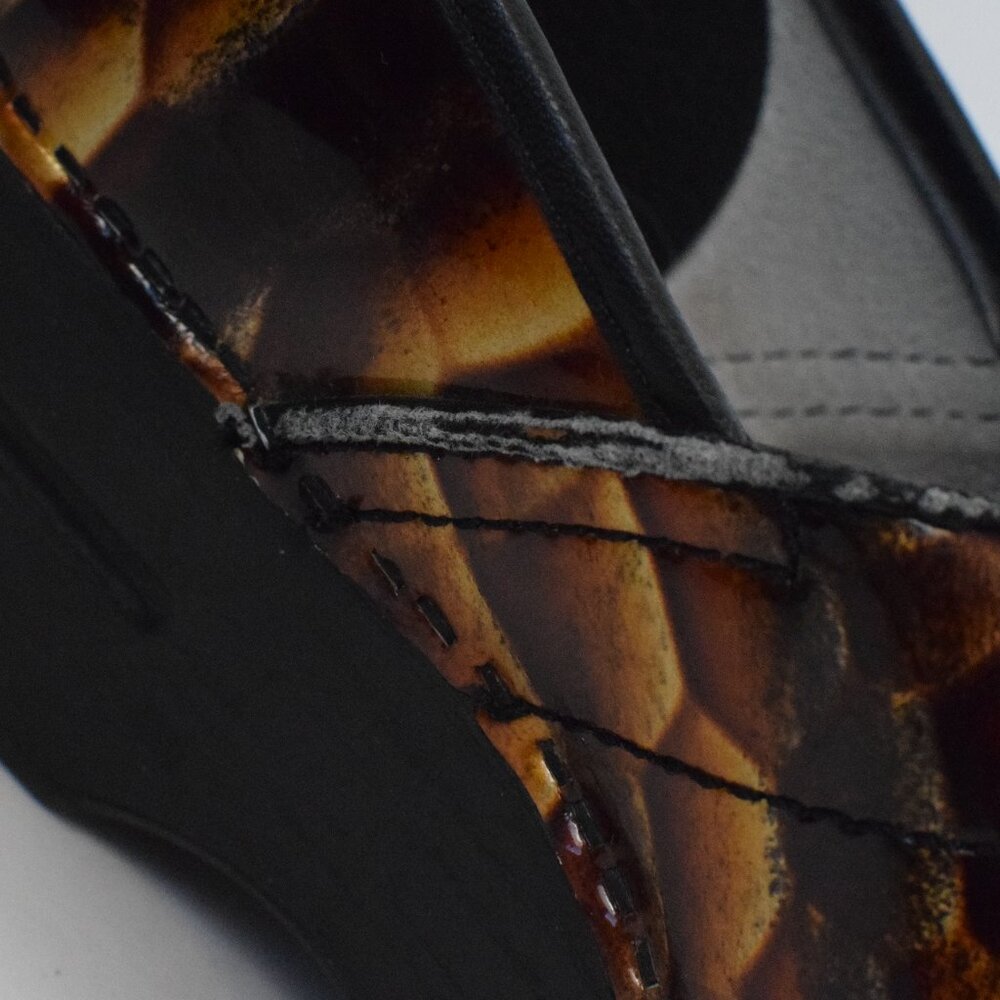 Dansko Snake Print Gold Comfort Slip On Clog Mules Patent Leather Nursing Shoe 8 - Picture 4 of 10